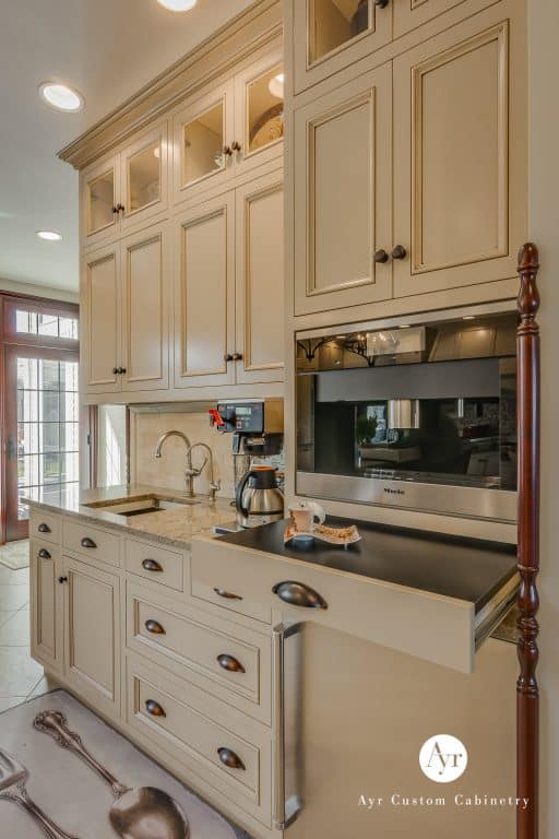 custom kitchen cabinets