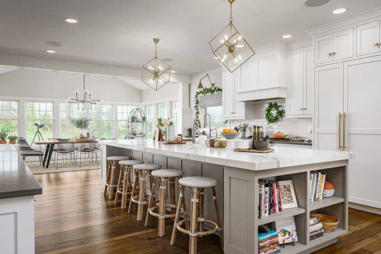 Kitchen Entertainment Center in Wakarusa In