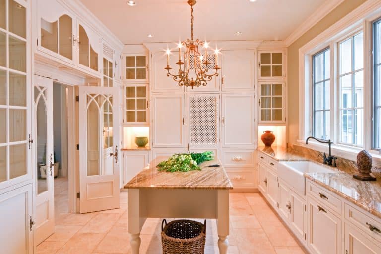 butlers pantry custom cabinets